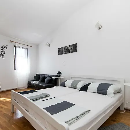 Apartmani Kristina Crikvenica Kültér fotó